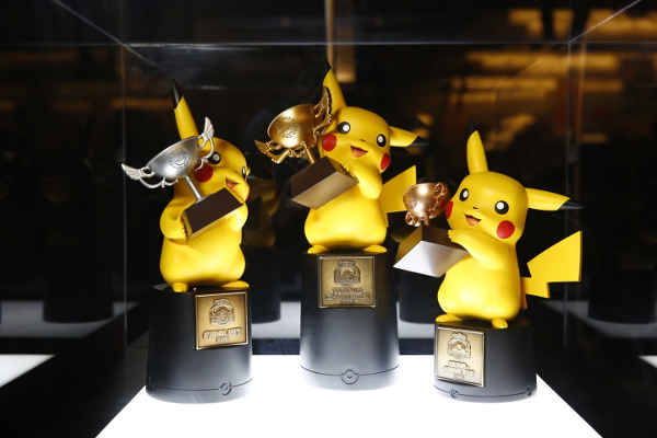 2016_Pokemon_World_Championships_Trophies
