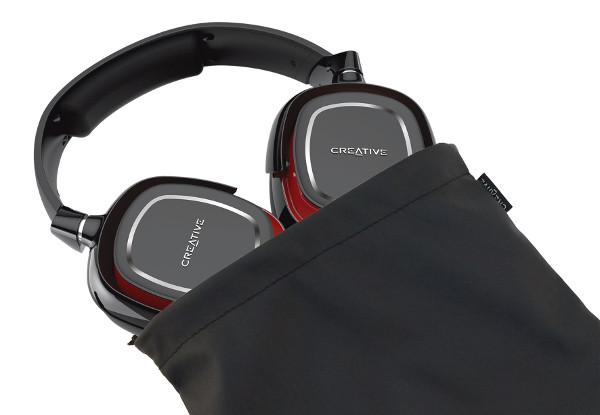 Creative_Draco2 HS880_Headset in the pouch